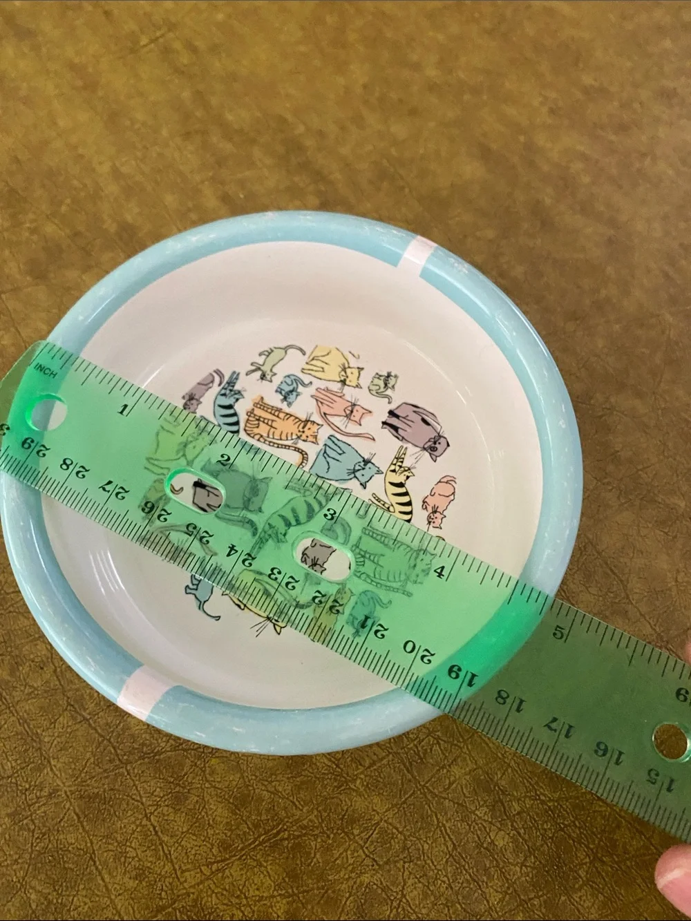 Signature Pastel Multicat Ceramic Serving Bowl